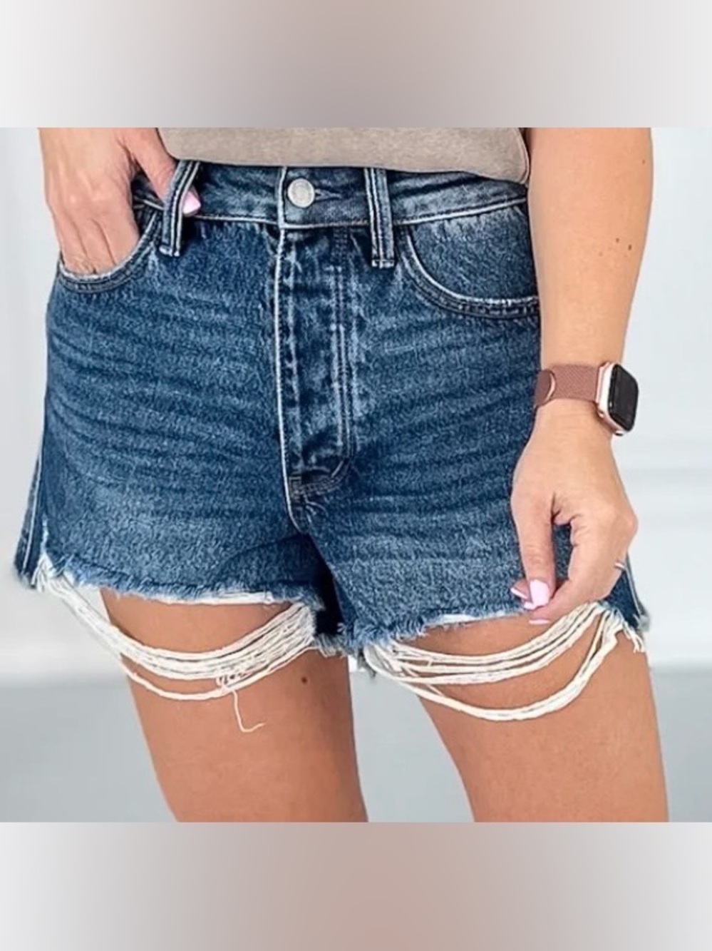 Judy Blue Dark Wash Frayed Hem Jean Shorts